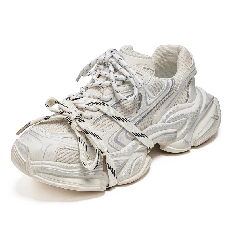 Four-season Thick-soled Height-increasing Spliced Mesh Breathable and Anti-slip Round-toe Lace-up Fashionable Sports Shoes