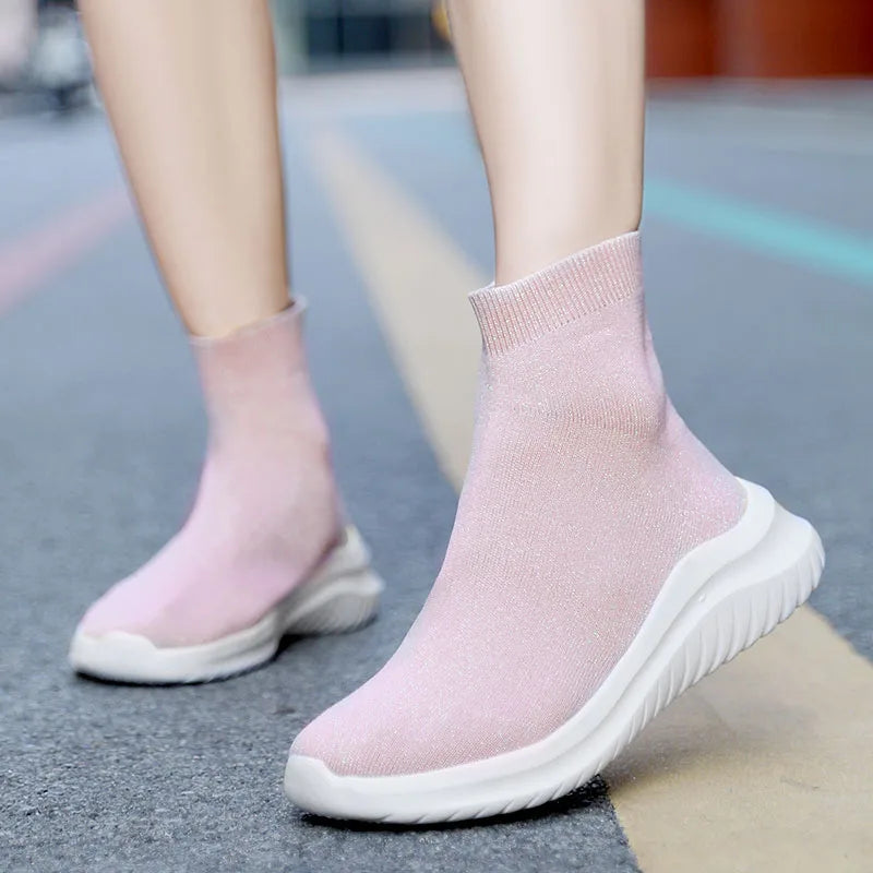 Men's and women's new high-top casual sports shoes walking flat ankle boots lovers non-slip shoes autumn and winter